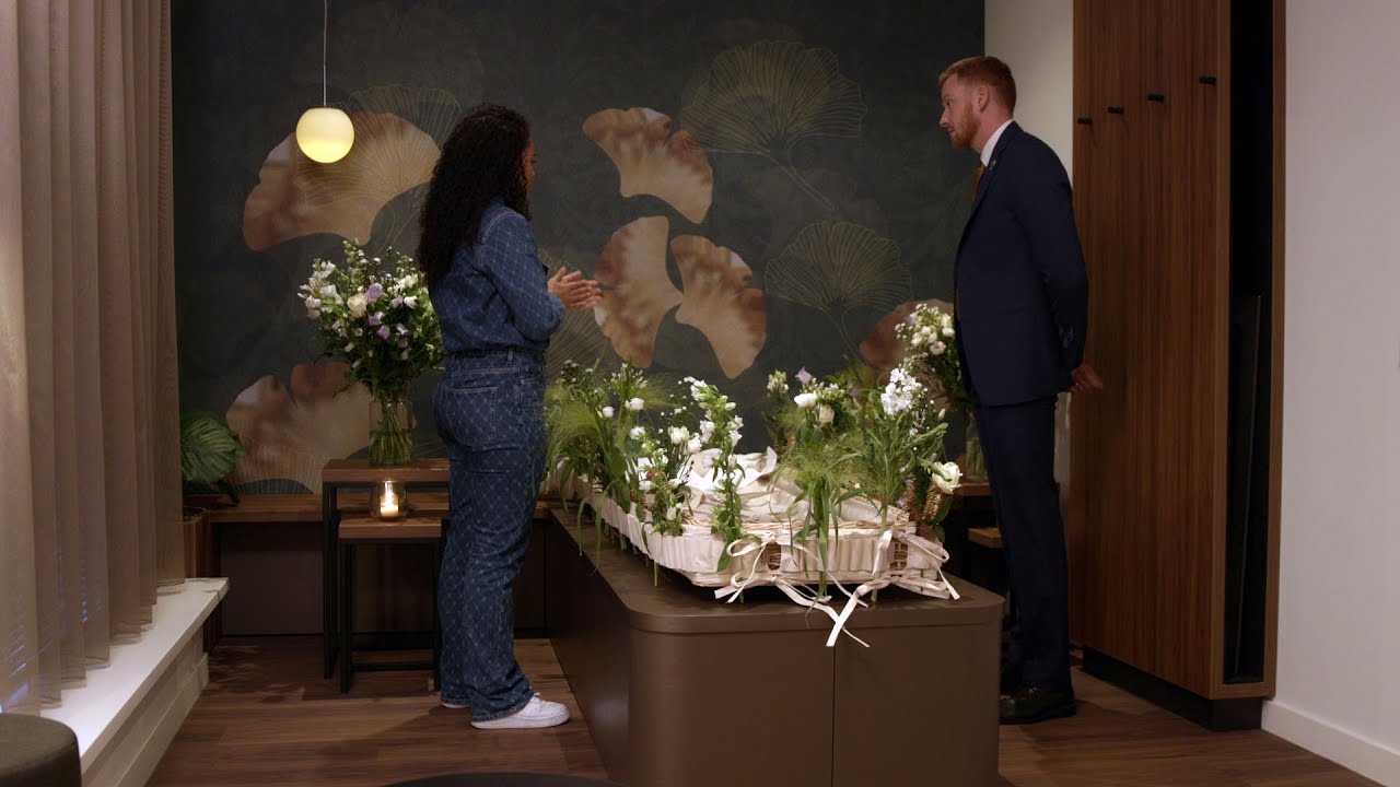 Open einde aflevering 6 - hoe is het om je eigen uitvaart bij te wonen?