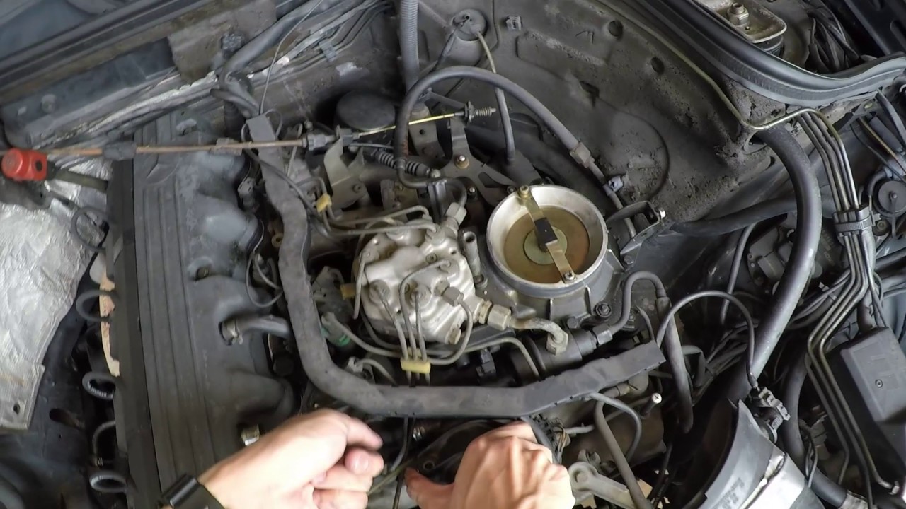 Mercedes-Benz 260E W124 M103 Idle Stalling Problem - Idle Air Control Valve Cleaning