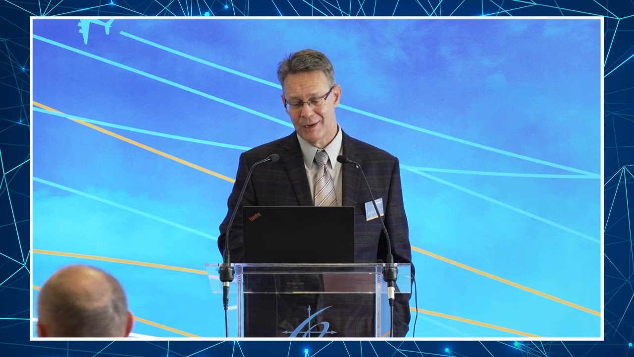 Az elmúlt évek során tapasztalt kedvezőtlen tendenciák a kisgépes repülésben – Hanczár Ákos