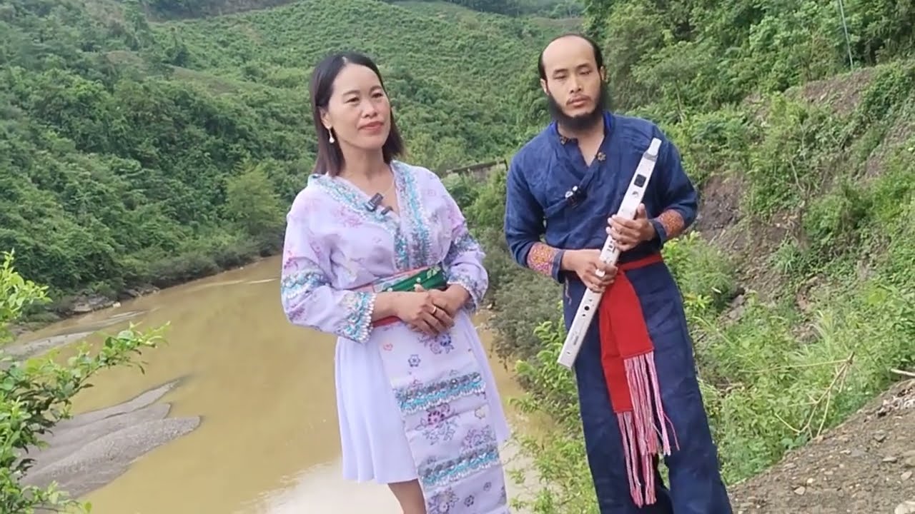 Xia muas neeb vwj suab raj nrog suab kwv txhiaj kho siab khuav