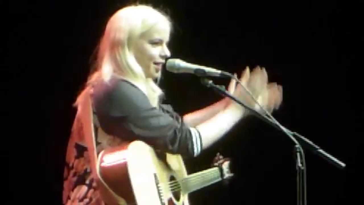 Julia Engelmann singt TAXISTAND
