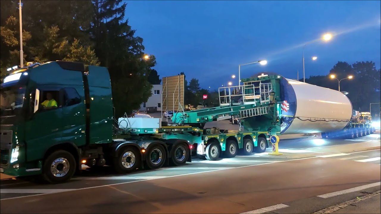 Transporty dílů pro větrné elektrárny - Nadměrný náklad / Oversize load / Schwertransport