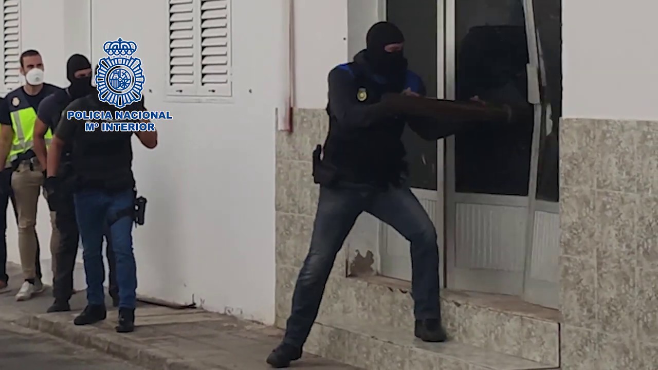 La Policía Nacional desmantela una red de tráfico de personas entre Marruecos y las Islas Canarias