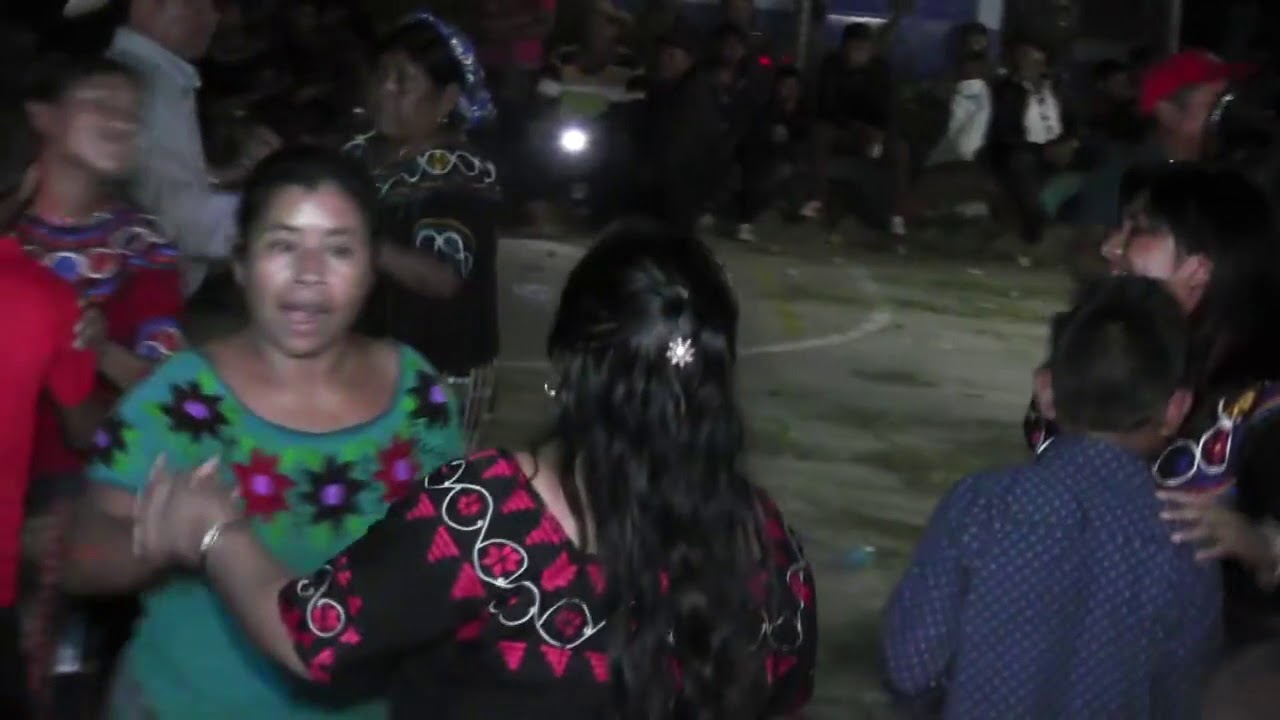 Mix ZARABANDA Agrupacion #Xoyita Musical en 3 Cruces...#Joyabaj