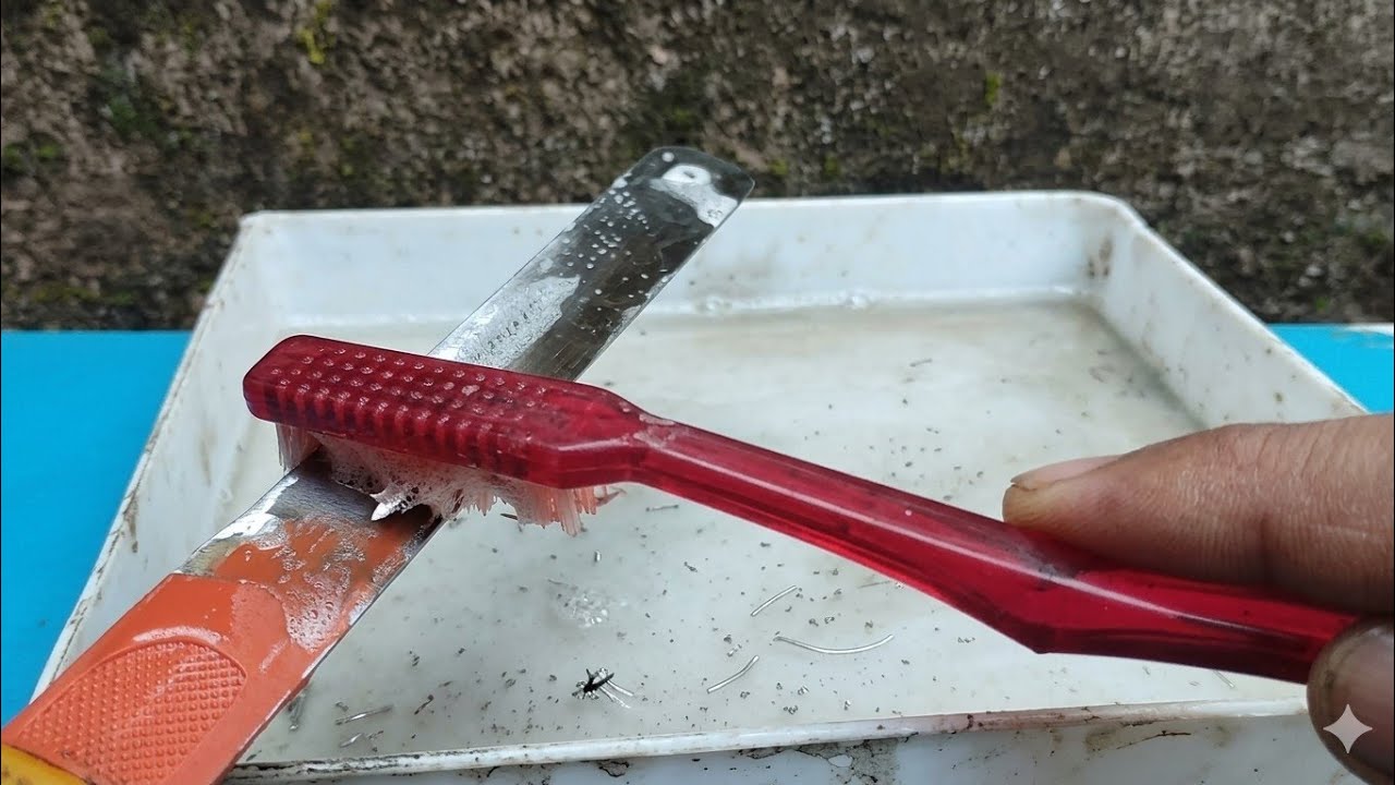 60-Year-Old Chef's Hidden Secret : How to Sharpen Any Knife to Razor Sharp in 2 Minutes