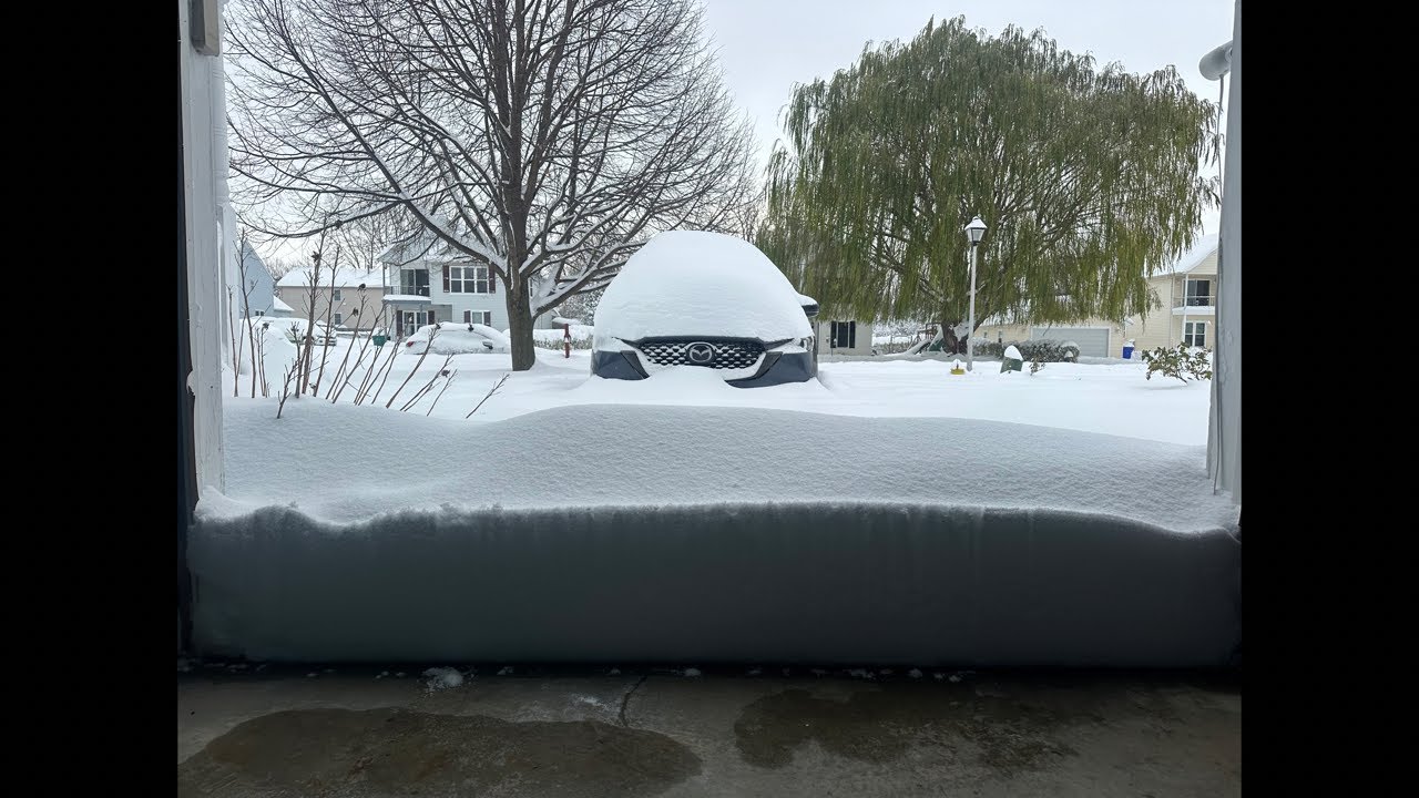 Snowblowing almost 3’ of Lake Effect Snow!
