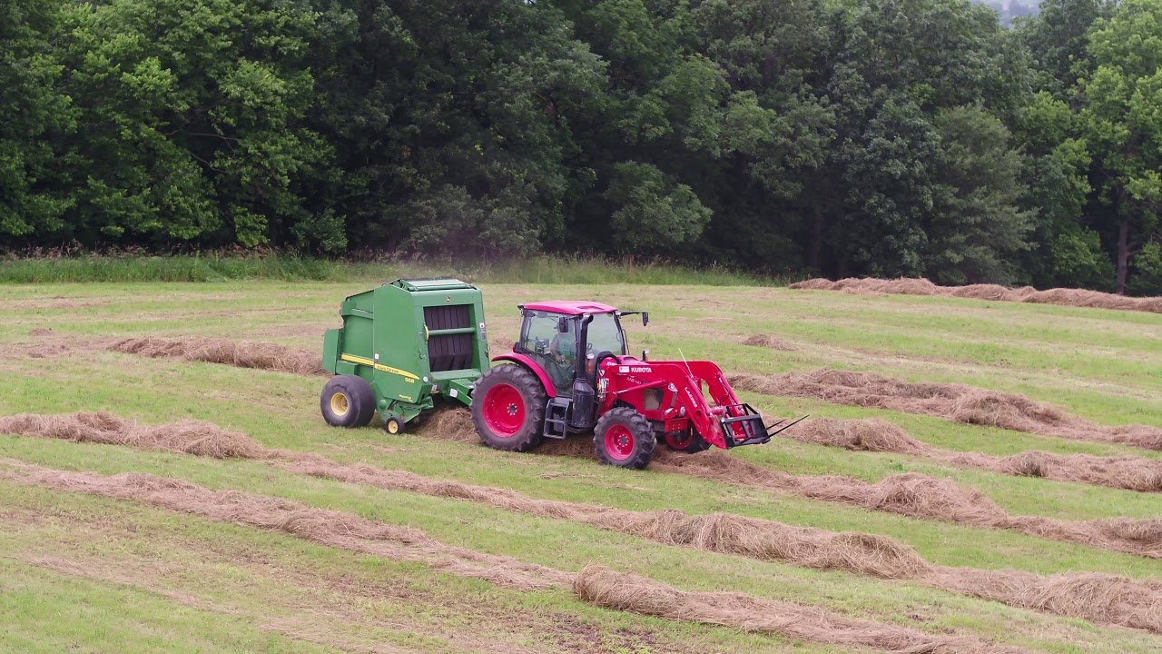 Kubota LA2255 Iowa 2019 Making Hay