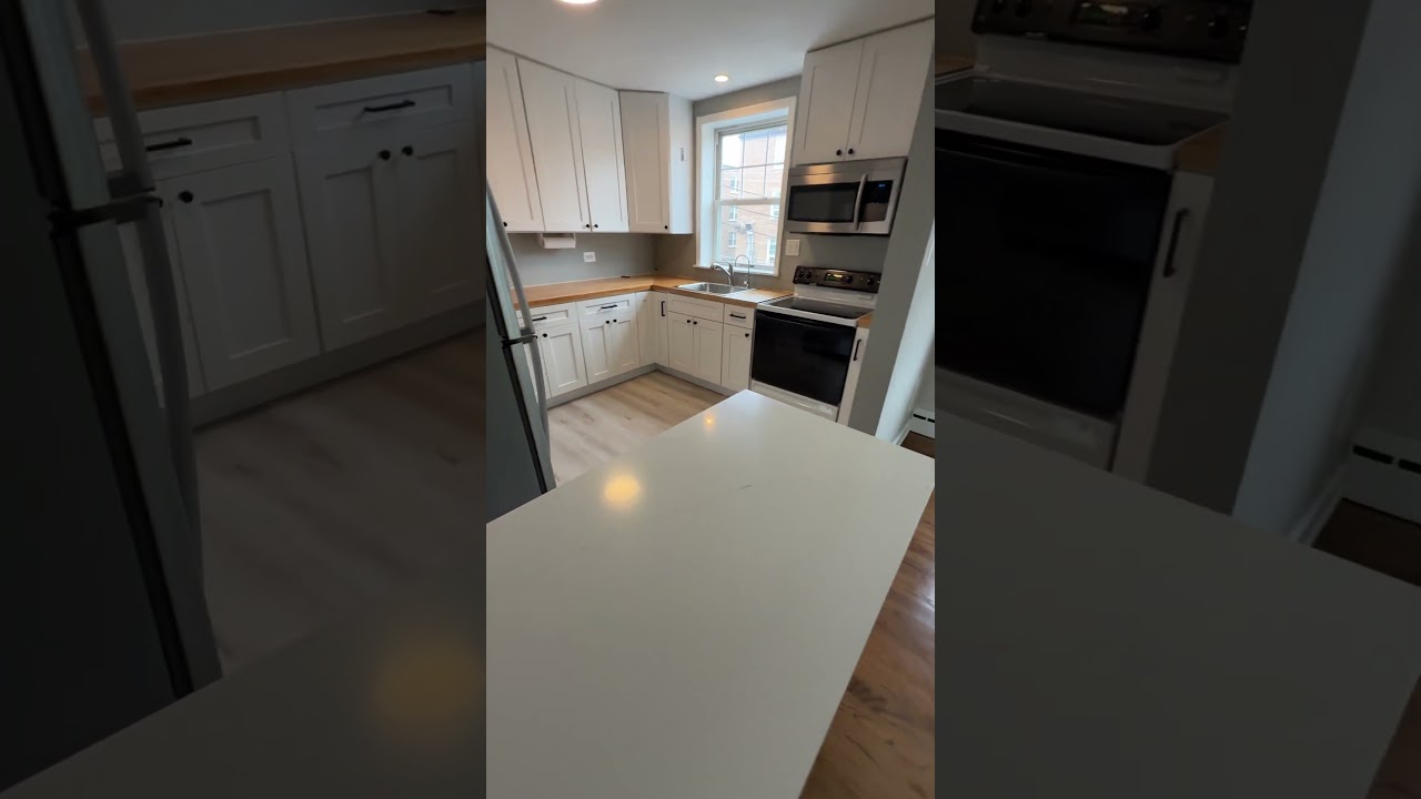 2 Bedroom Apartment in Lincoln Square | Parking Available 