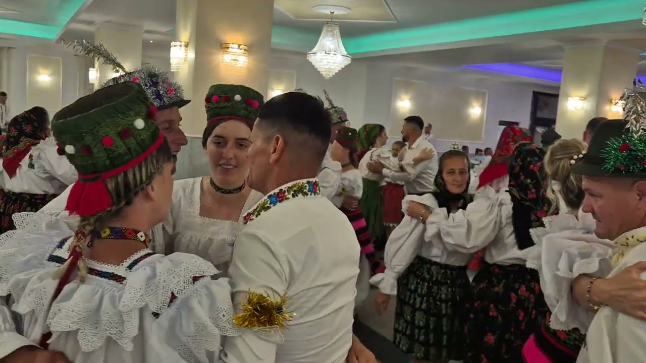 Nuntă Tradiționale Gheorghe Stuleanec Poienile De Sub Munte Maramureș (9)