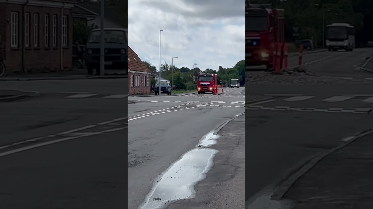1x Bornholms brandv&aelig;sen i udrykning. F&aelig;rdselsuheld