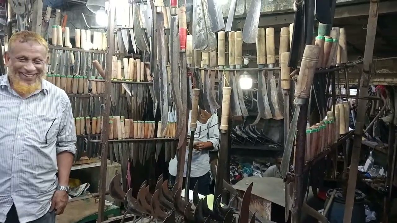ঈদুল আযহা উপলক্ষে দা-ছুড়ি বিক্রি বেড়েছে