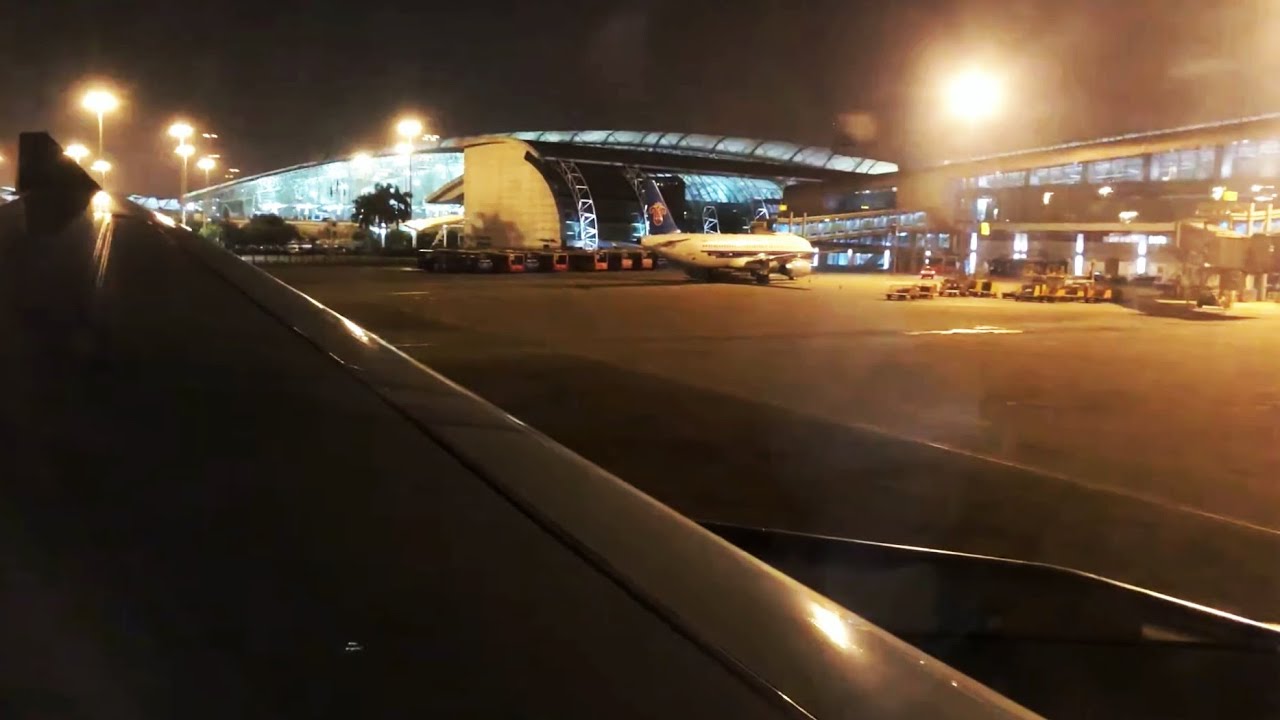 Singapore Airlines A330 FULL Takeoff from Guangzhou