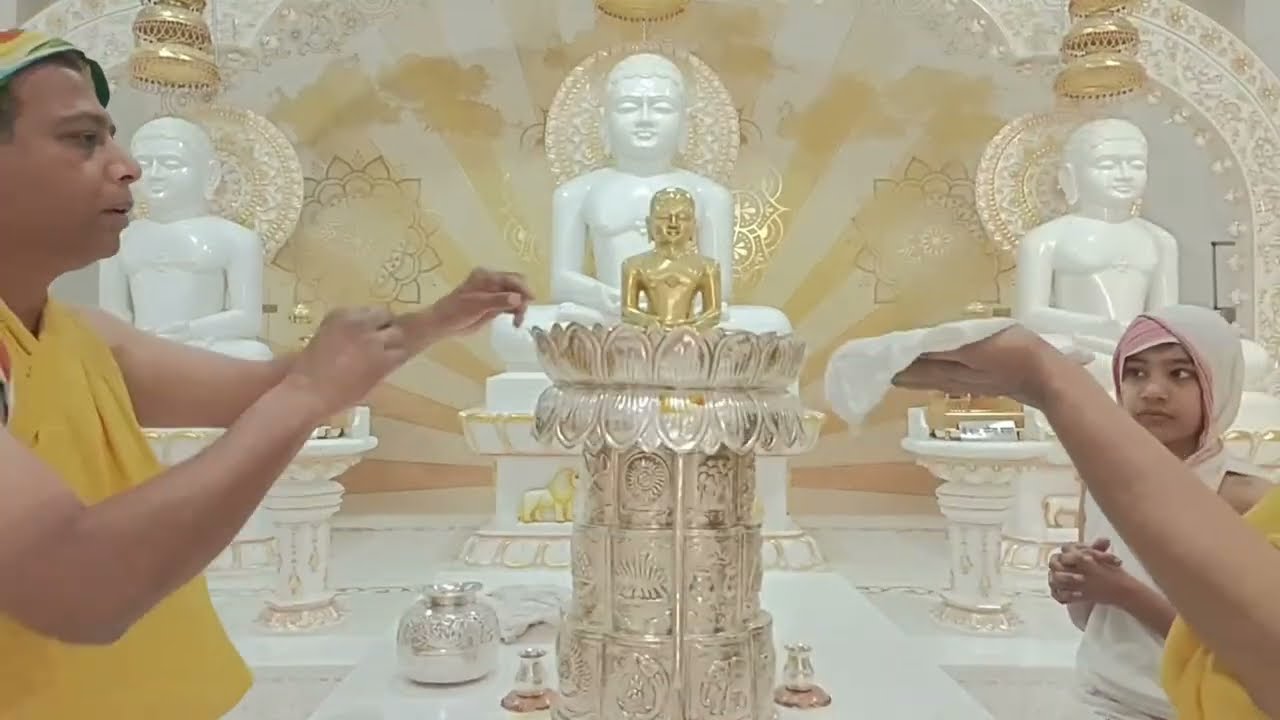 लाइव पूजन।
