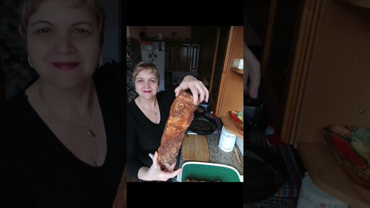 Cele mai bune mezeluri făcute acasă ,unele preparate nu au nevoie de gătire ci de timp 🥰 🥰 🥰 