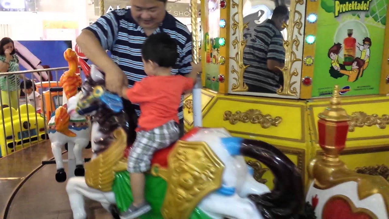 carousel at marquee mall