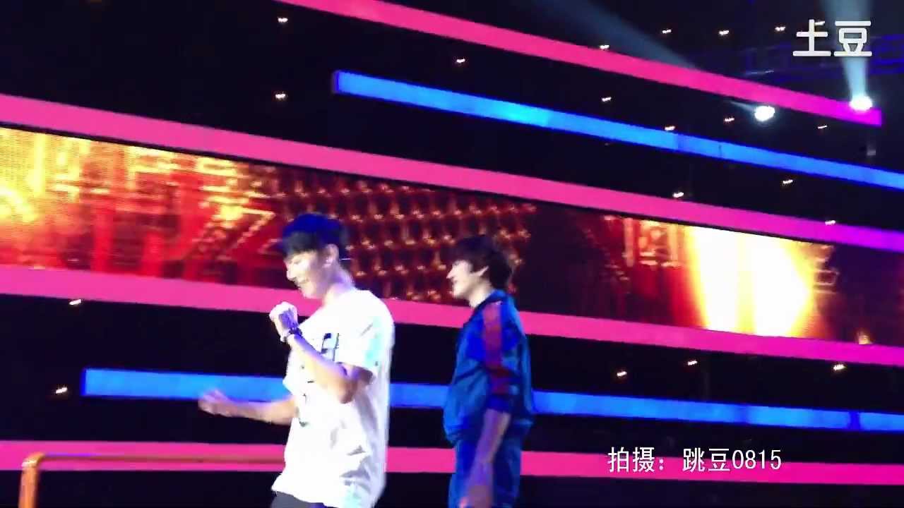 [Fancam HD] 130127 Challenger Recording in Guangzhou SJM - Kyuhyun Donghae go bowling