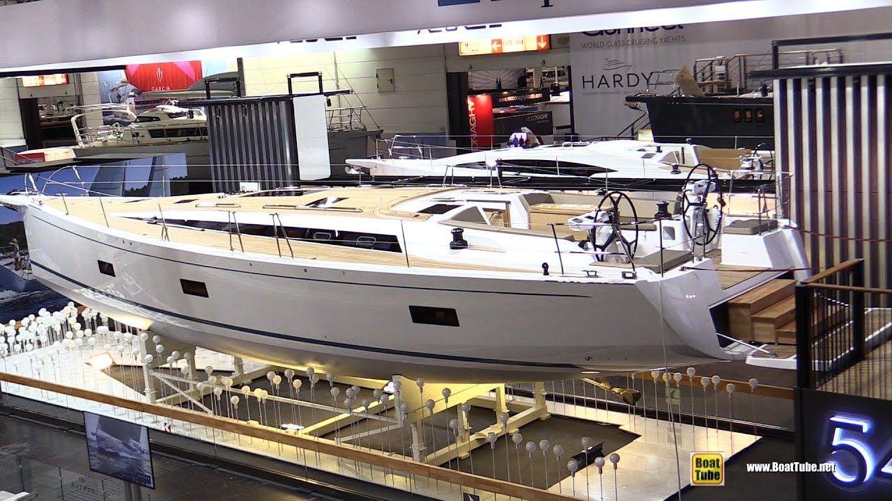 2019 Euphoria 54 Sailing Yacht - Deck and Interior Walkaround - 2019 Boot Dusseldorf