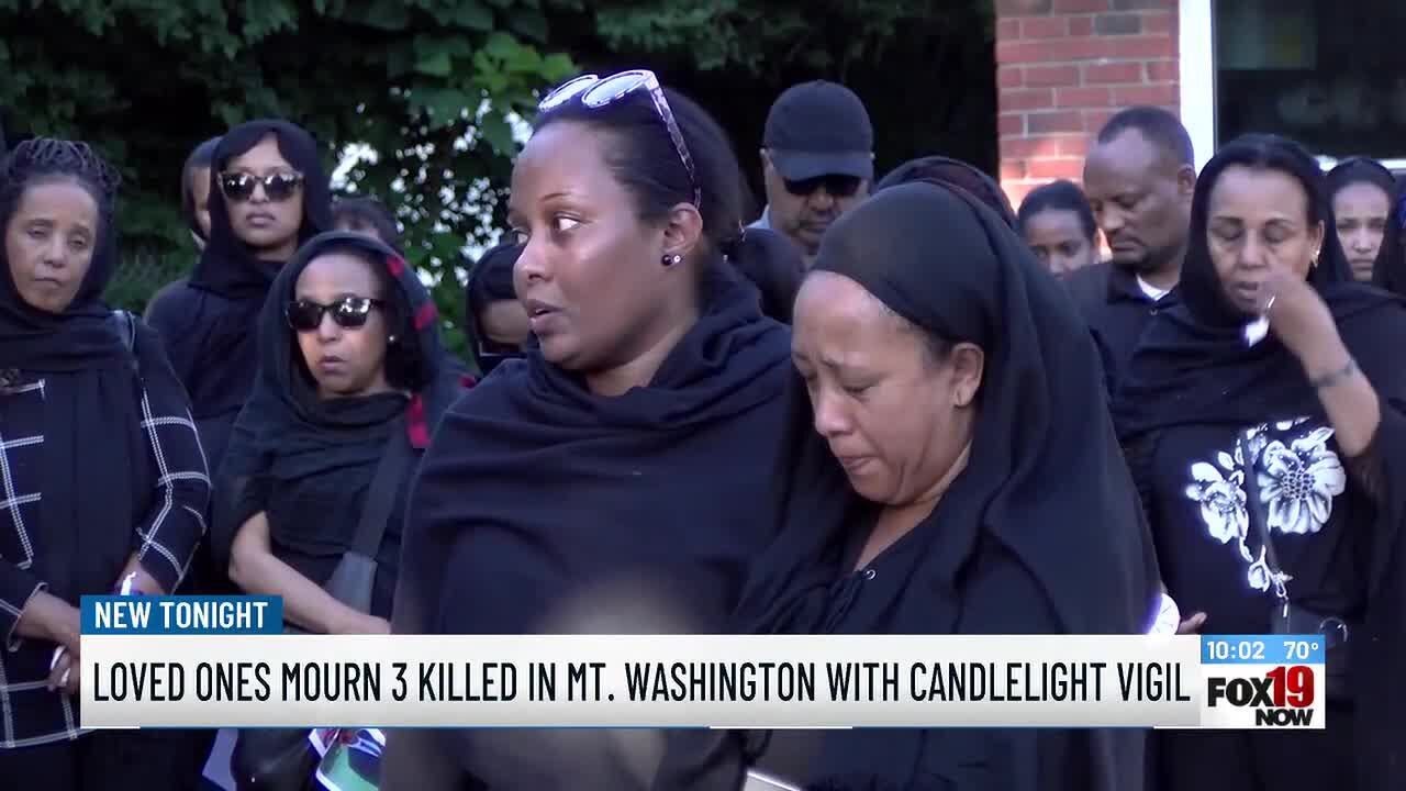 Loved ones mourn 3 killed in Mt. Washington with candlelight vigil