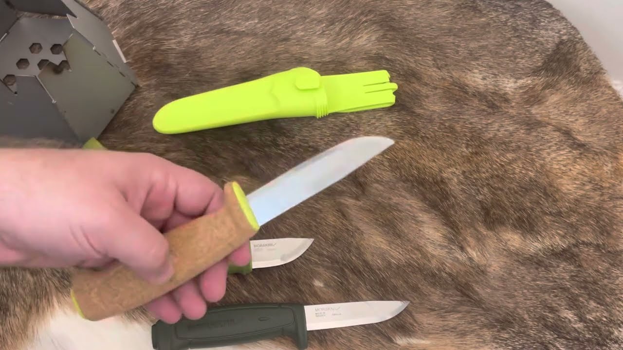 Mora float cork knife. Ultralight backpackers and kayakers dream!