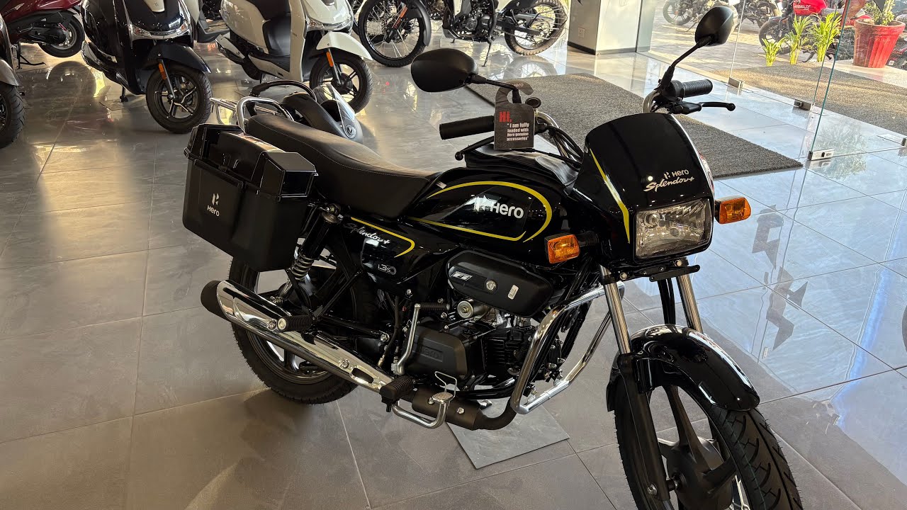 Hero Splendor 2026 All Black इसमें लगी है कंपनी की तरफ़ से आने वाली सारी Accessories #splendor 