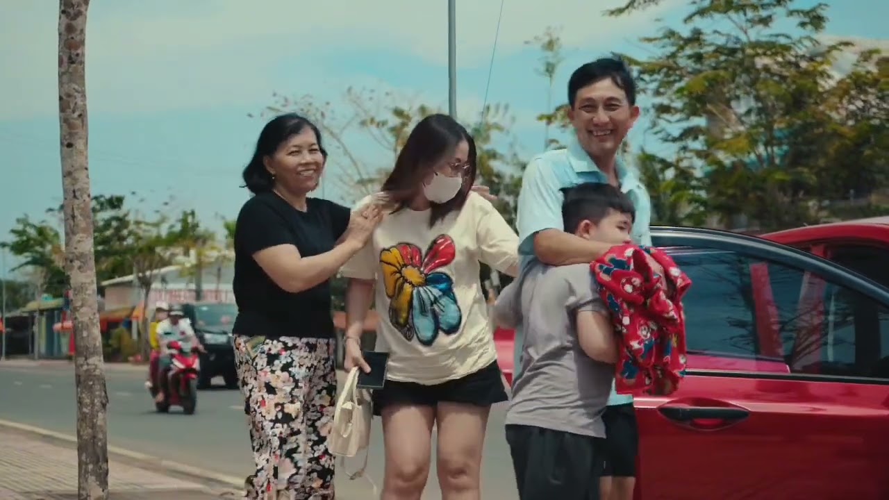 Tết là phải đi về nhà.