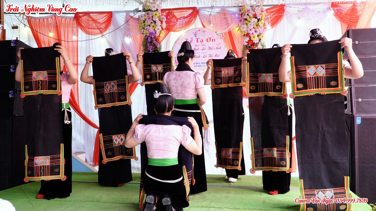Sắc Đẹp Khăn Piêu - ĐVN Bản Pom Loi  Mừng Lễ Tạ Ơn Ông Bà Nụt Anh Bản Phủ - Thanh An