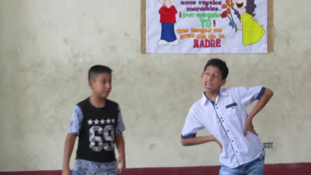 Niño interpreta papel de Sandy en 'You're the one that i want' de Grease y se hace viral