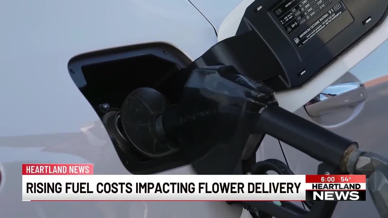 Rising gas prices impact flower delivery ahead of Mother&rsquo;s Day Weekend