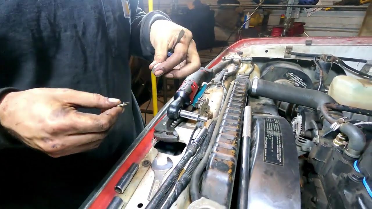How to Remove a VE Pump on a 12 Valve Cummins
