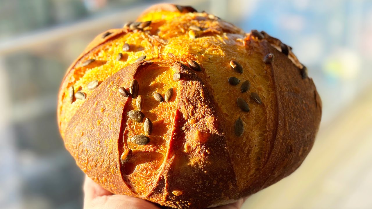 Pane alla zucca e rosmarino - non solo ad Halloween