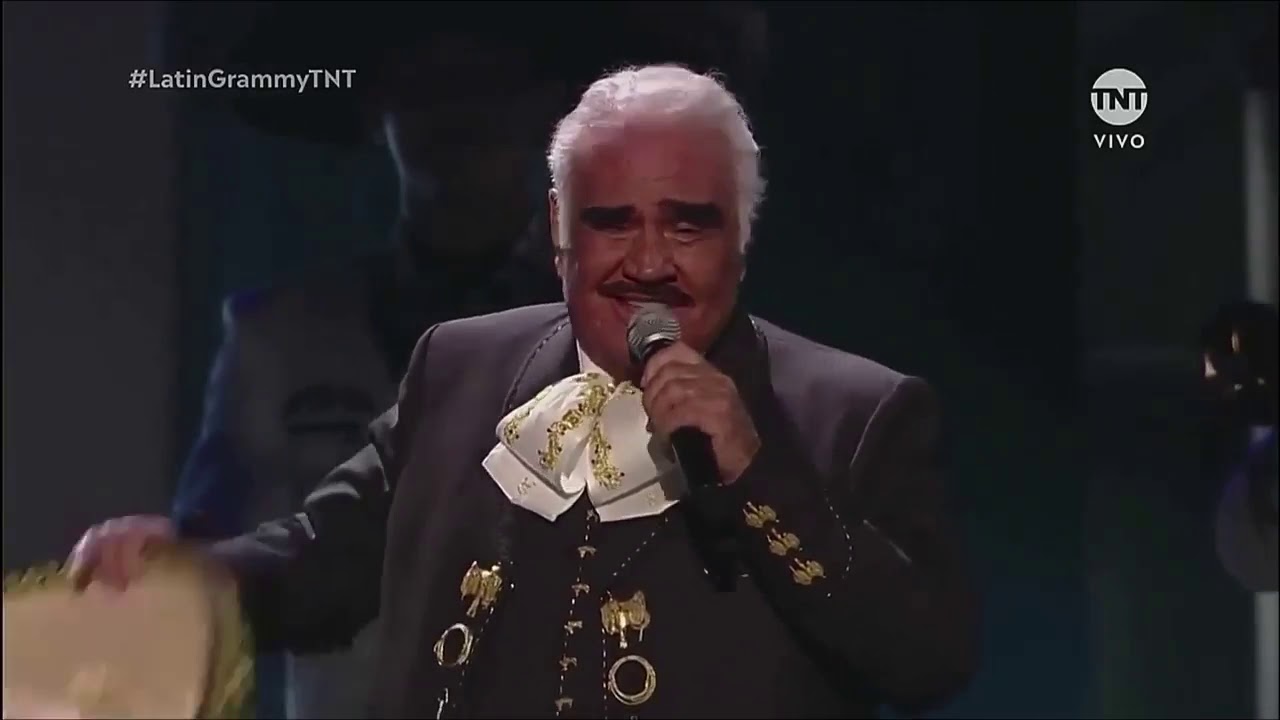 El gran Vicente Fern&aacute;ndez junto a su hijo Alejandro y su nieto Alex Fern&aacute;ndez.