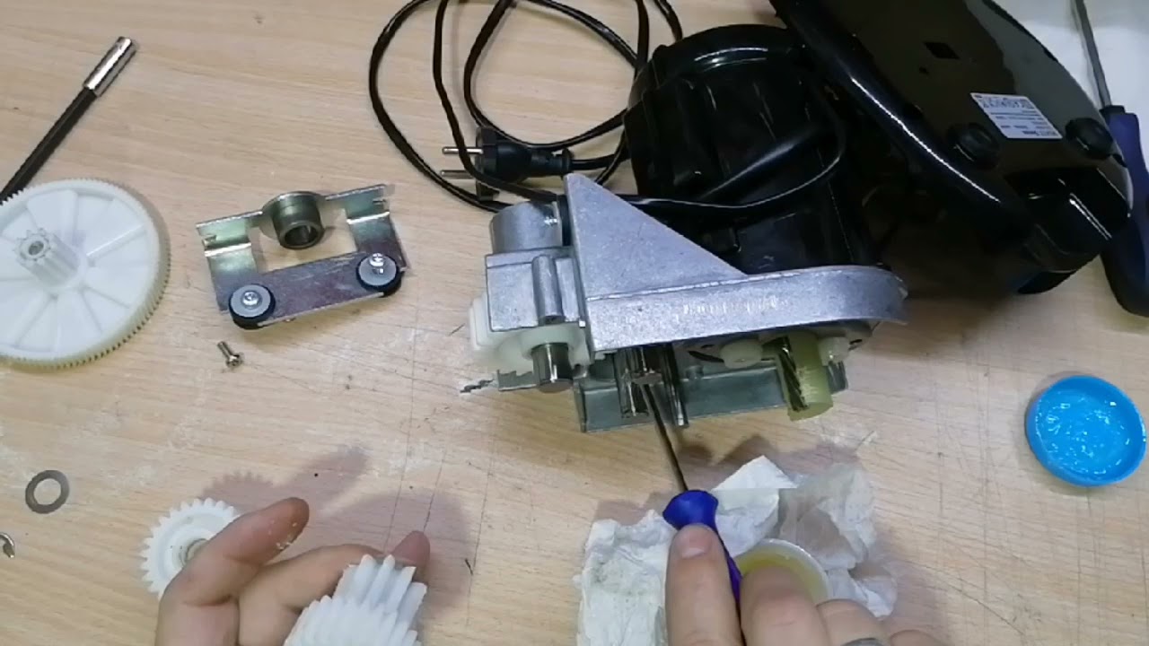 Ремонт мясорубки Kenwood MG470