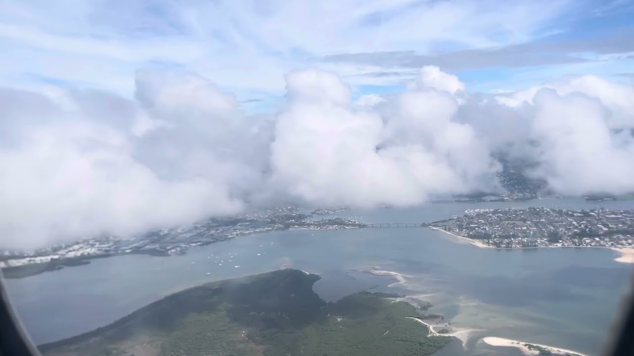Vietjet Air Airbus A330-300 VJ86 Taxi for Takeoff Runway from Sydney Airport