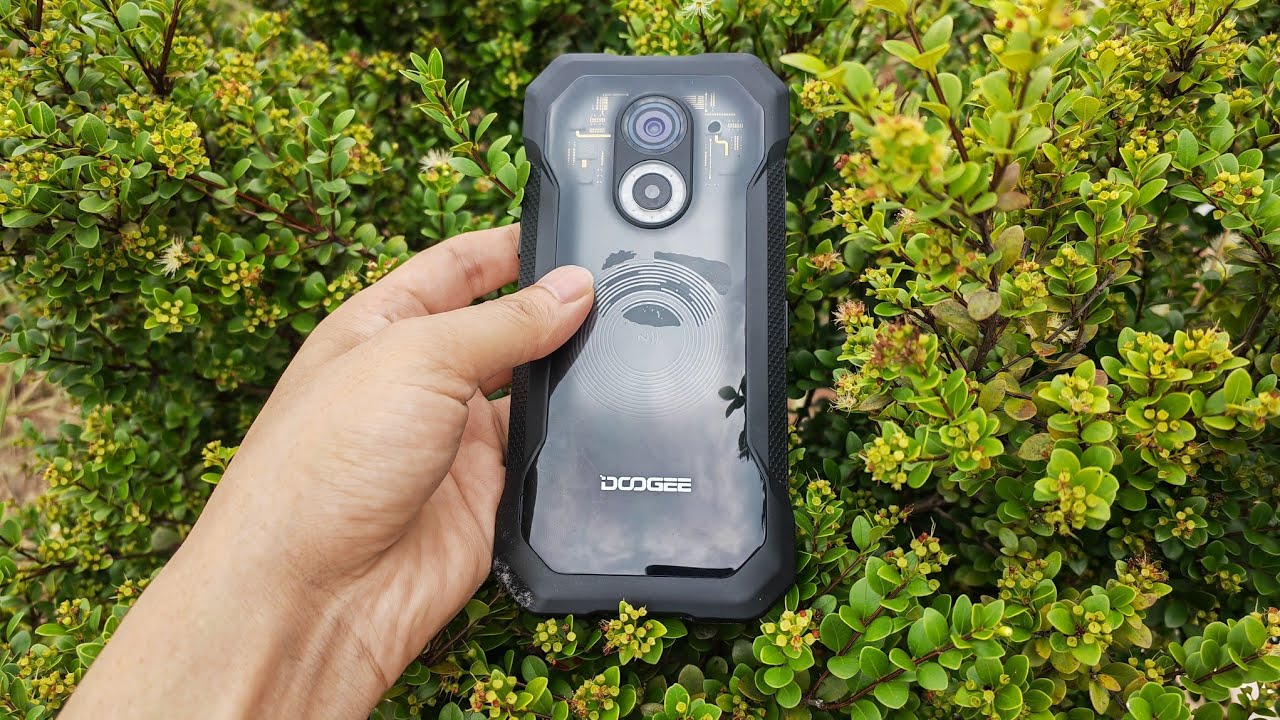 Doogee S61 Pro IP68 Depth Testing Video. The Combination Of  Fashion & Rough.