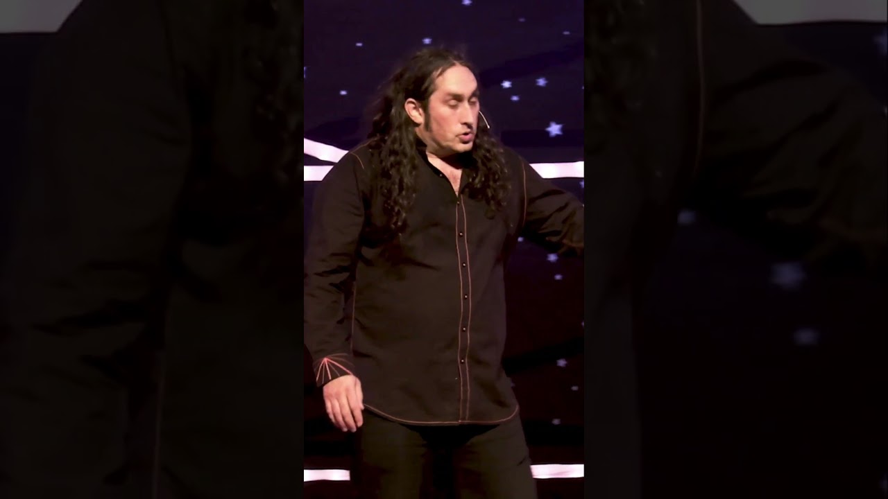 Ross Noble's sign language interpreter #shorts #standupcomedy #standup