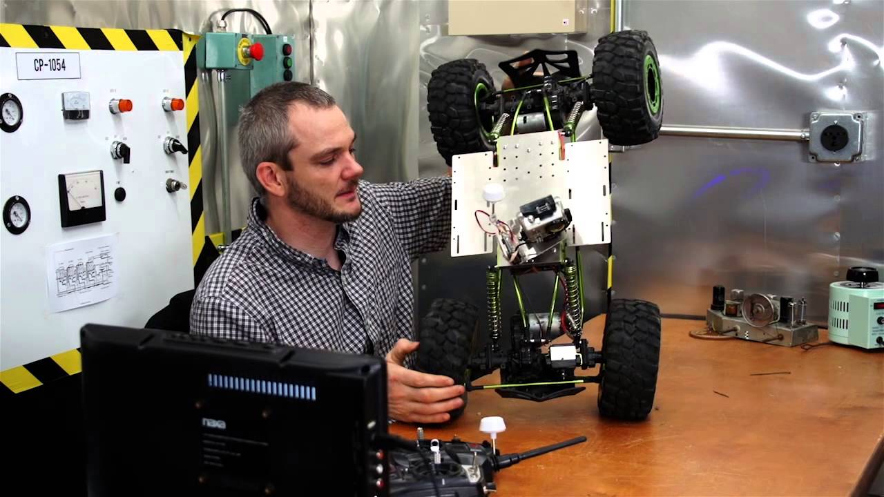 MAXSTONE 1/8 Rock Crawler FPV Project truck