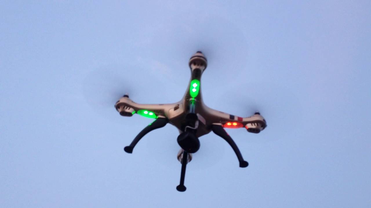 Радиоуправляемый квадрокоптер Syma X8HW с барометром. Небольшой обзор