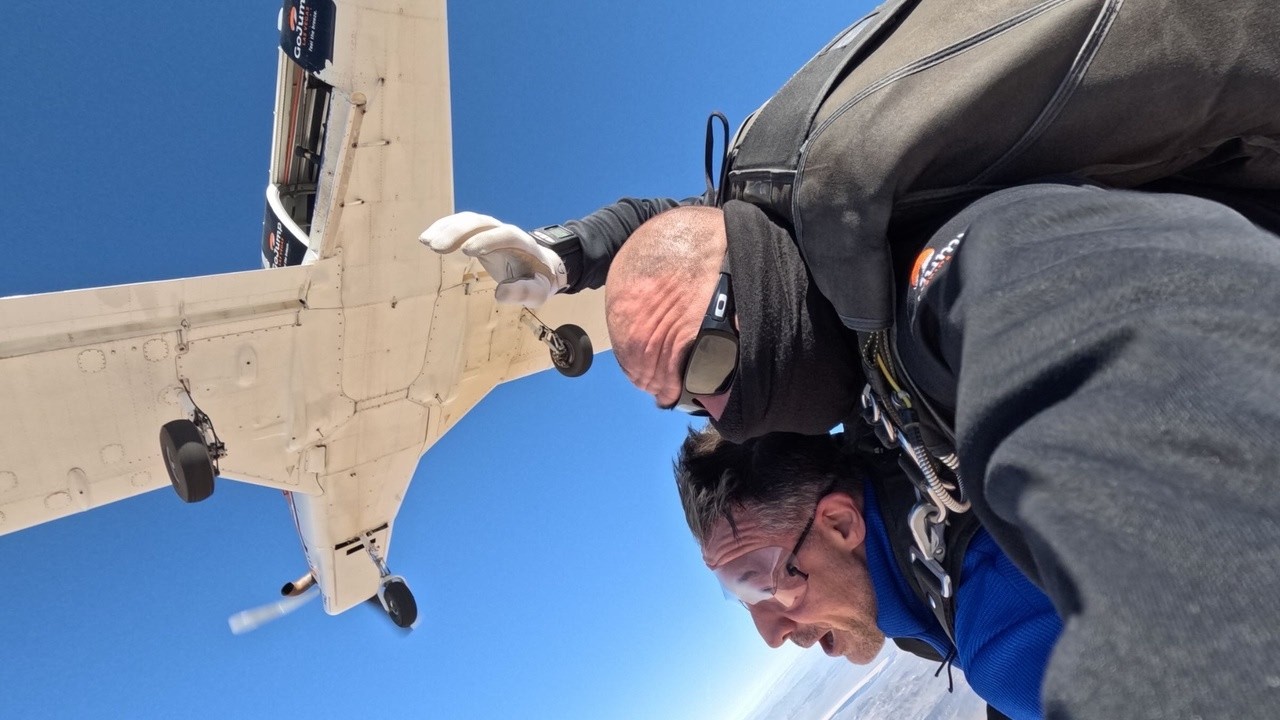 I didnt Die Skydiving....  GoJump Vegas!!!