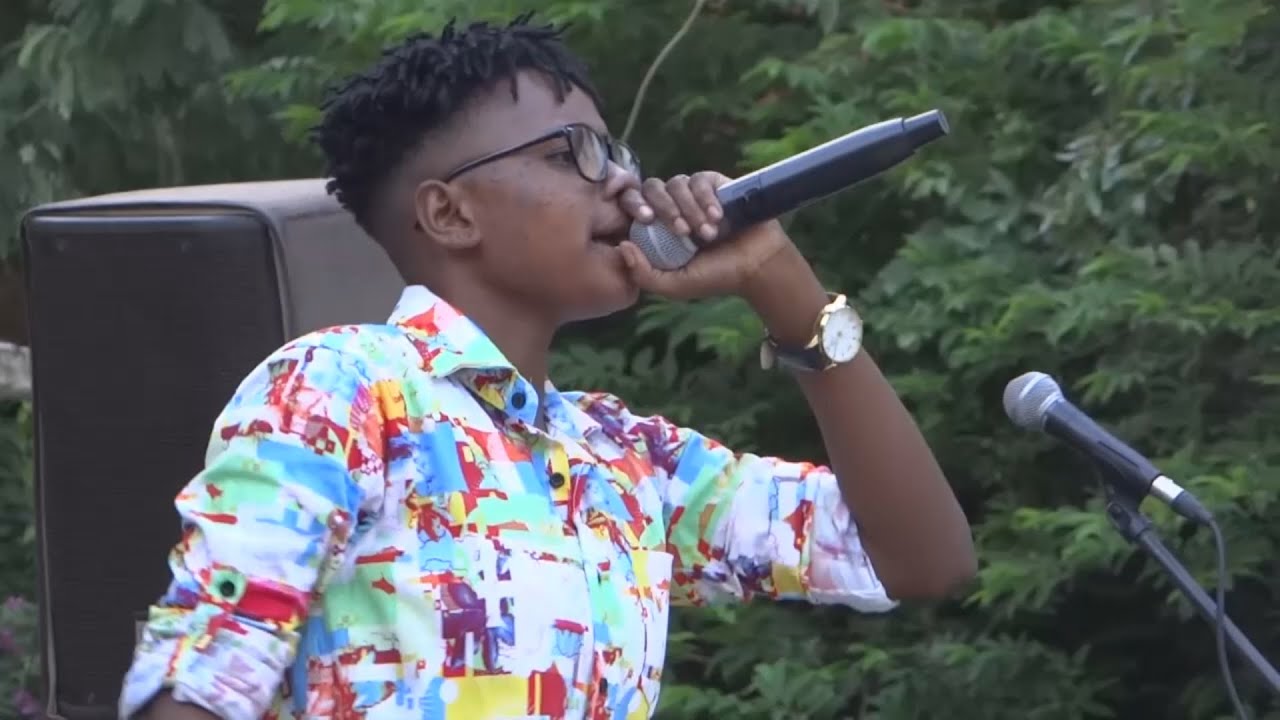 Lil Ami Yèrèwolo - Prestation au concours mali a des rappeuses 2 ème EDITION