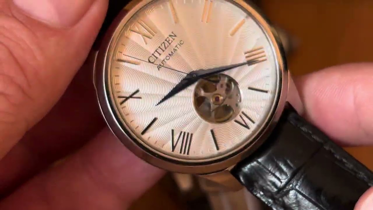 Белые часы, Citizen NH9130-84a