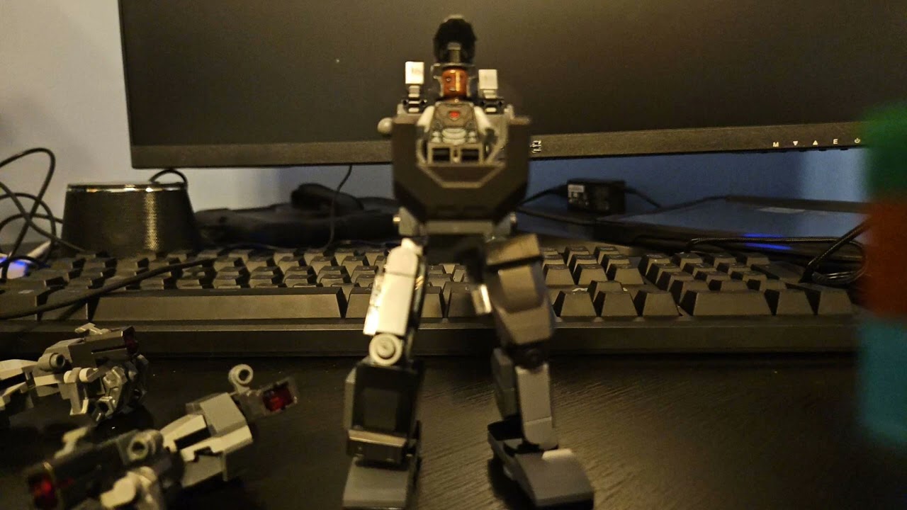 My first lego stop motion animation video pls enjoy the war machine mayhem!