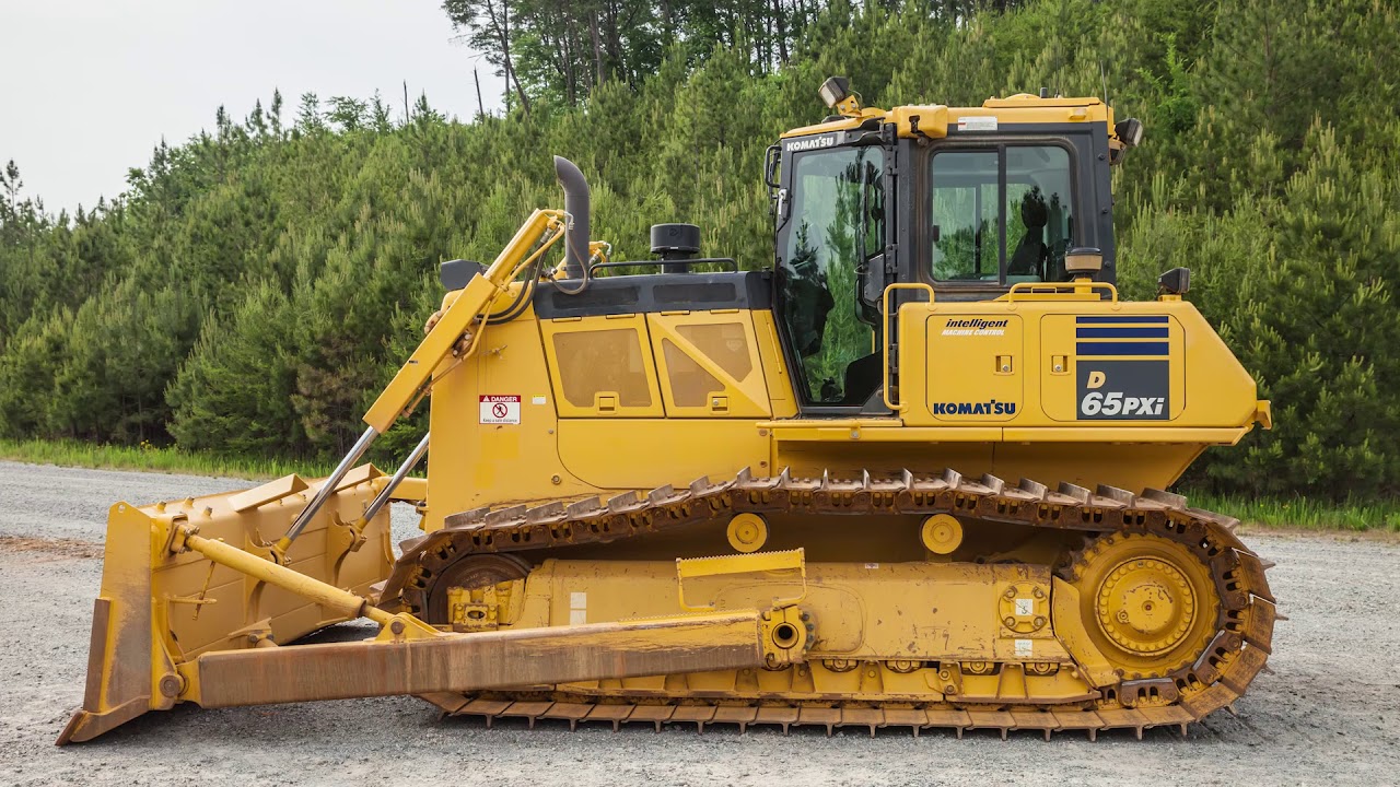 Komatsu D65-18 and D85-18 walkaround