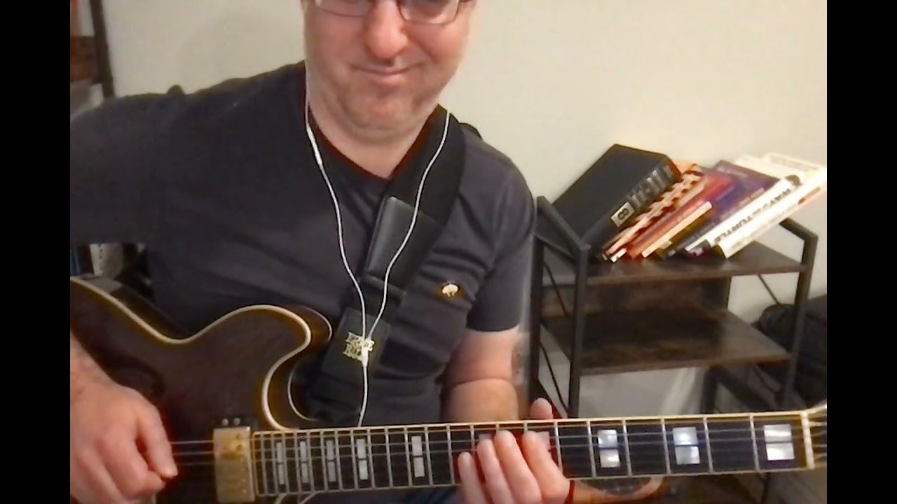 Day 1656 Noodling on a Turnaround when I should be walking bass