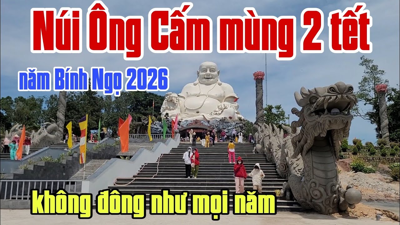 Núi Ông Cấm mùng 2 tết.có đông như mọi năm không 