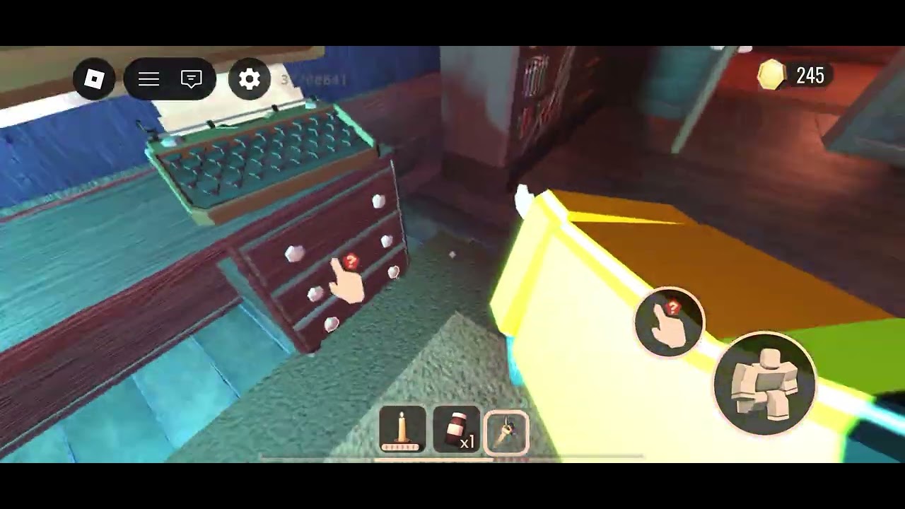 PLAYING DOORS TILL SEEK CHASE