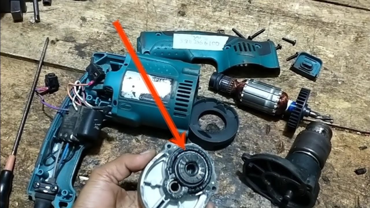Cara mengatasi kepala Bor MAKITA HR1360, Oblak/bergoyang goyang.