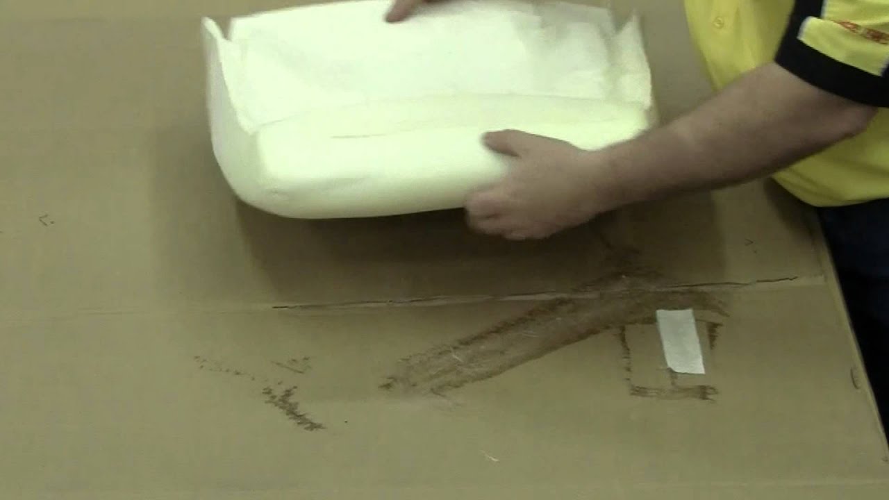 Подготовка поролона для ковшеобразных сидений кузова A и B 1966-1967 гг.