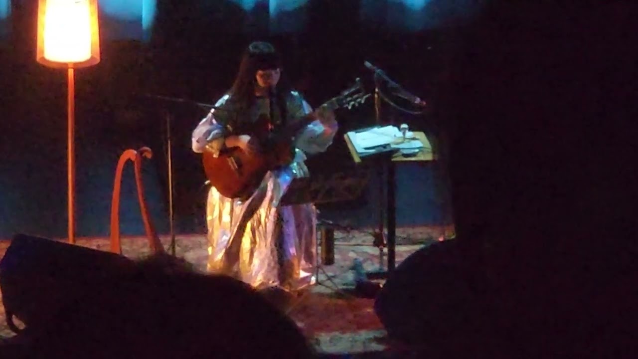 Ichiko Aoba (青葉市子) - 