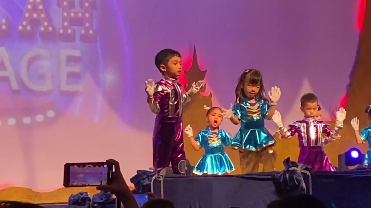 K1/3 Lertlah on Stage 2023 : Robot Dance VS OK naka 🤖👌🏼