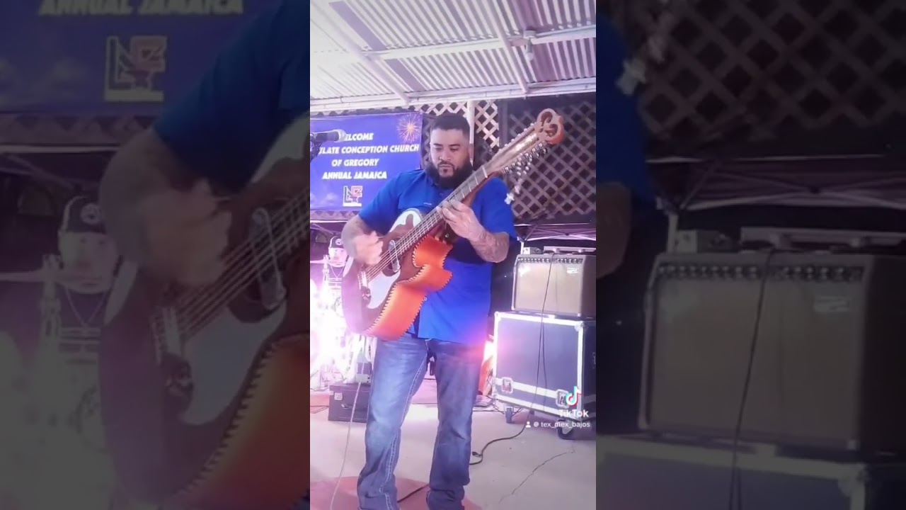 Tex-Mex Bajos Artist Ad&aacute;n De la Rosa #bajosexto #bajoquinto